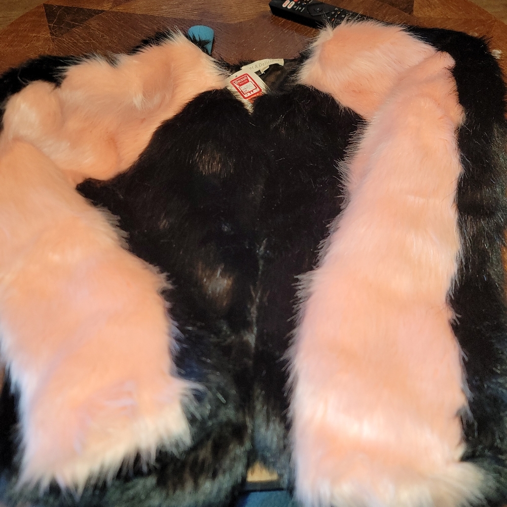 Womens fake fur jacket size small